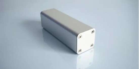 鋁殼機(jī)加工油污怎么處理，還好有電池鋁殼清洗劑